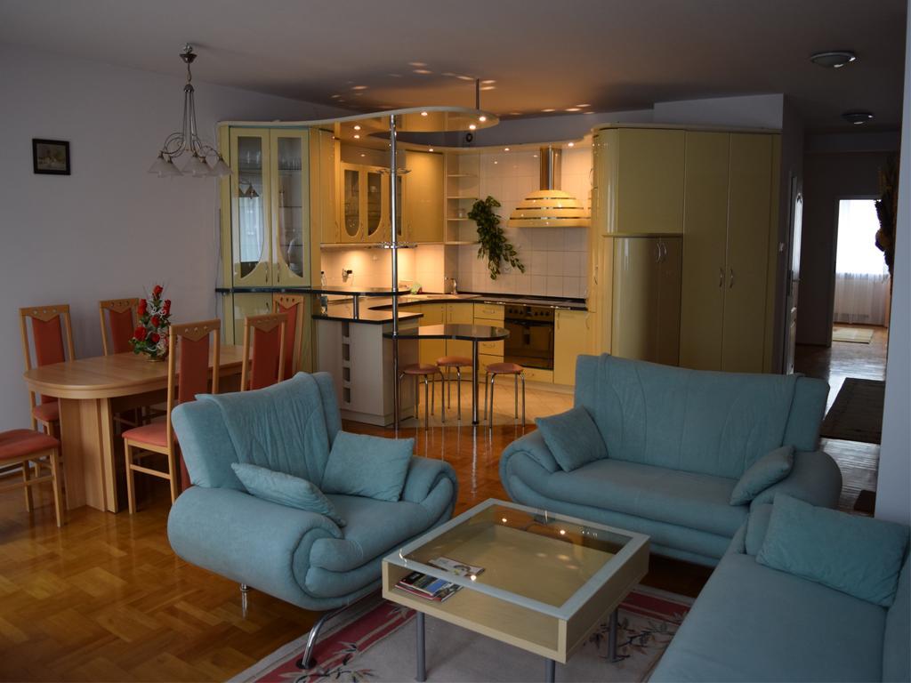 Dgm Apartment วอร์ซอ ภายนอก รูปภาพ